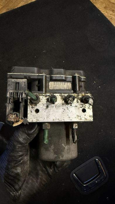 ABS Модул / АБС Помпа / Renault / Clio 3 / 1.2 i /2006-2013г.