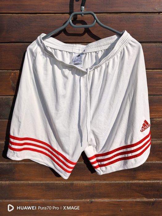 Нова мъжка тениска на Adidas размер M