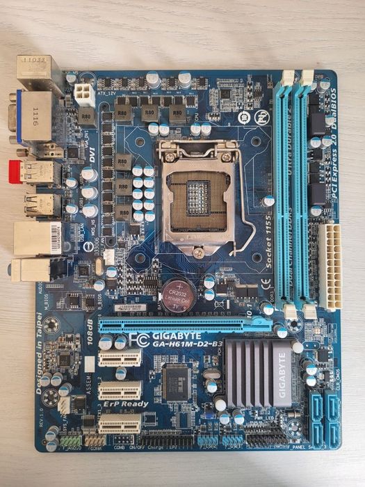 Материнская плата с процессором