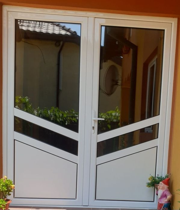 Ușă și doua ferestre de aluminiu