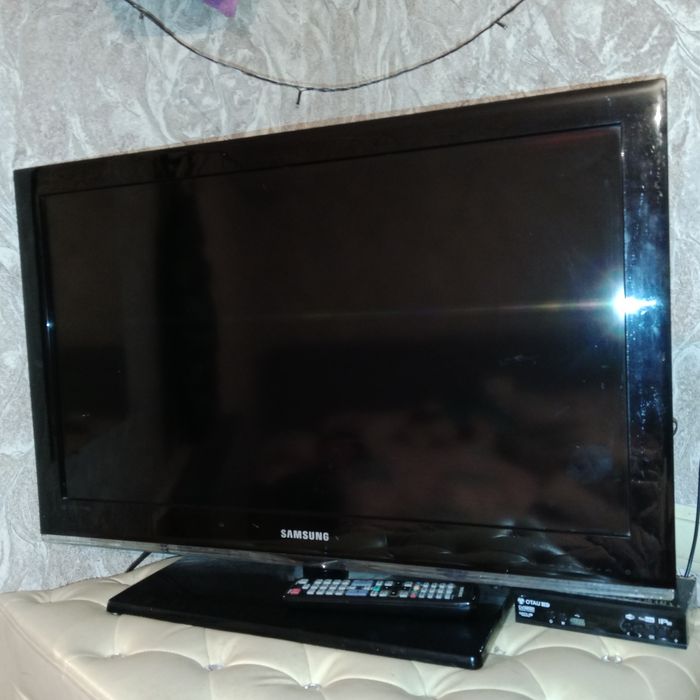 Продам телевизор