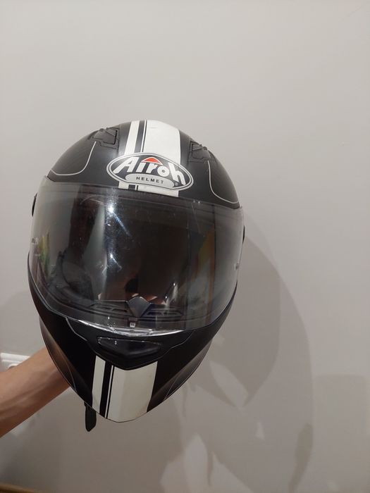 Каска за мотор Airoh размер L