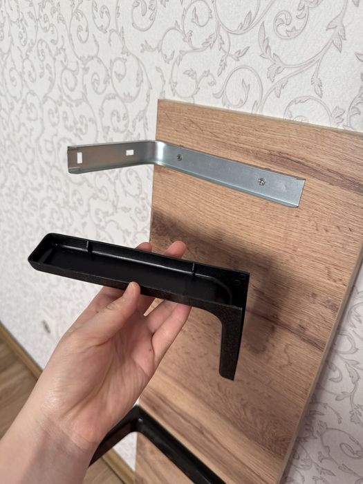 Полка для книг и декора в стиле лофт