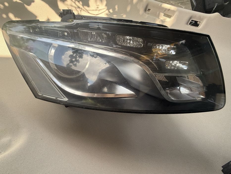 Faruri xenon/led Audi Q5