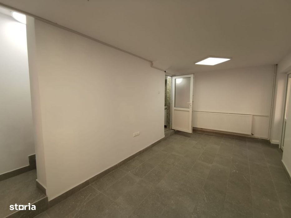 Spatiu comercial zona piata centrala,parter+etaj, suprafata utila 60mp