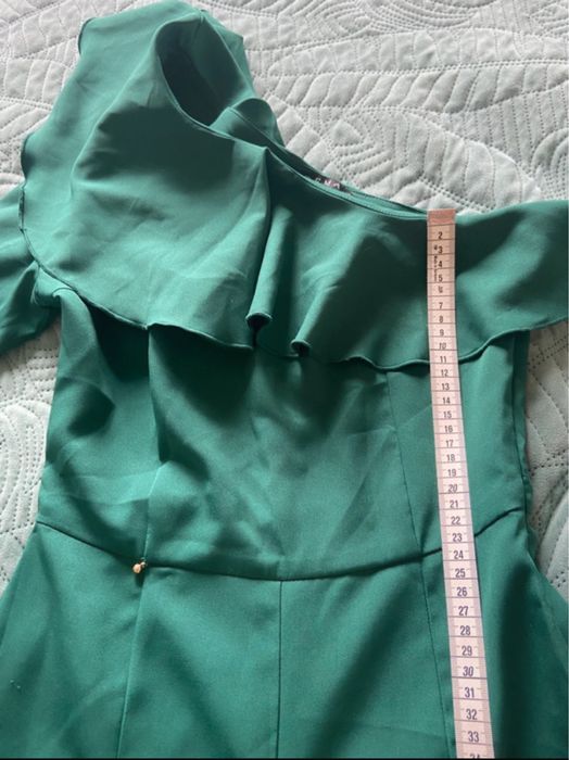 Salopeta eleganta, cu volan la decolteu, Poema, marimea 34