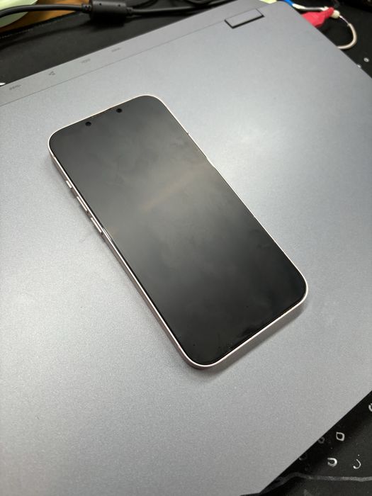 Iphone 13 pink 128 гб