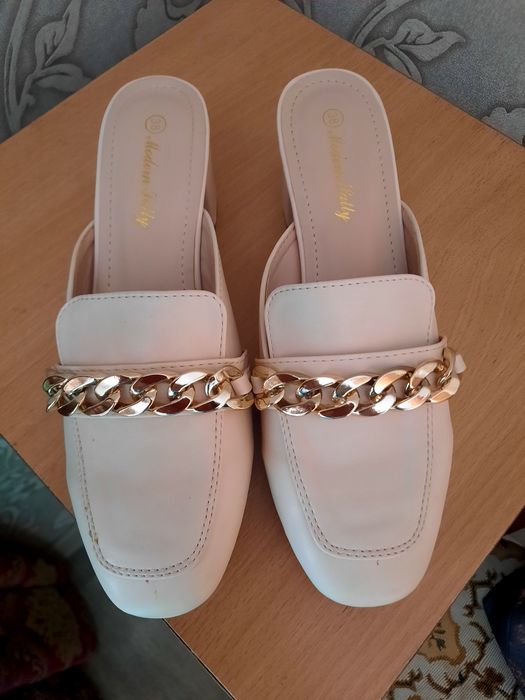 Туфли - мюли на каблуках