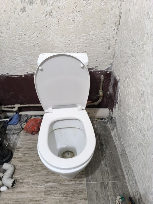 Унитаз сатылады срочна