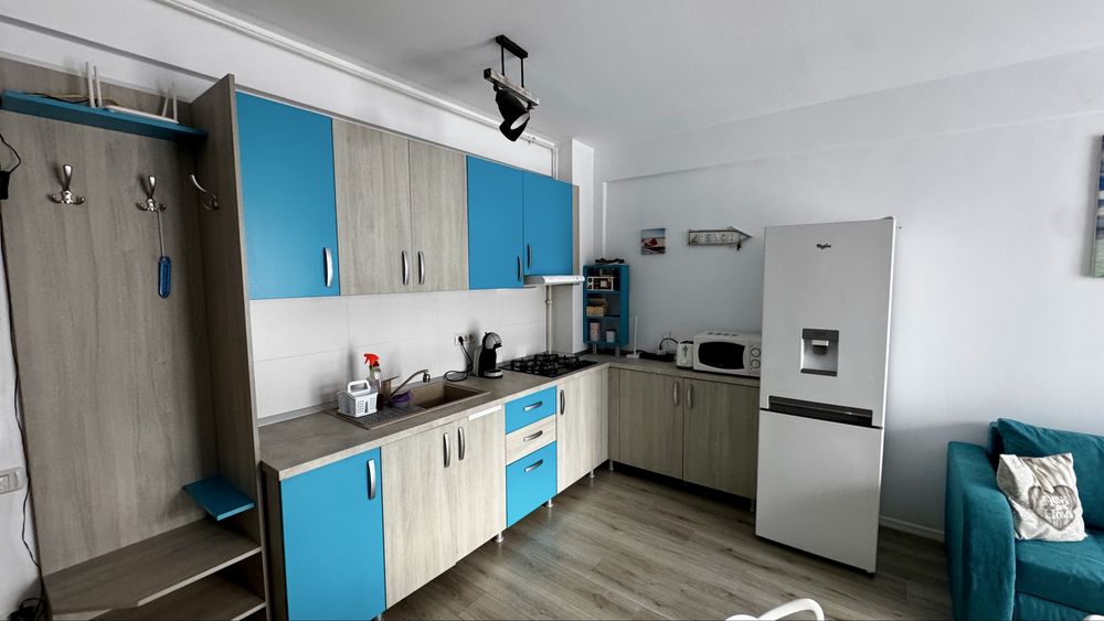 Inchiriez ap.2 camere, str. D30, 100 m de plaja 15.sept 2026-1.iunie 2027