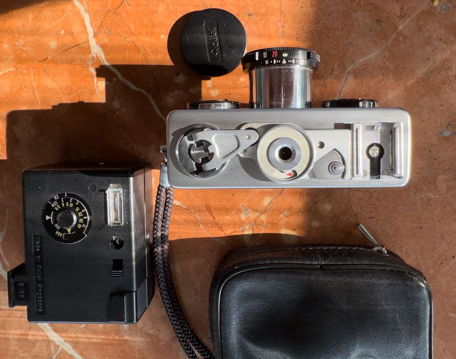 Aparat foto compact pe film ROLLEI 35 silver + Blit  ROLLEI E15B flash