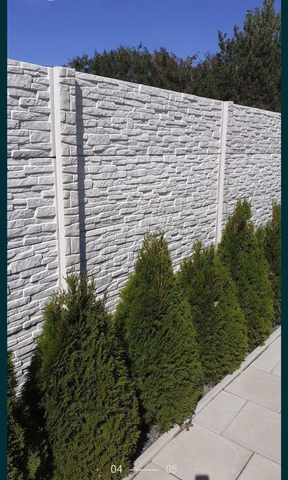 Gard din placi de beton