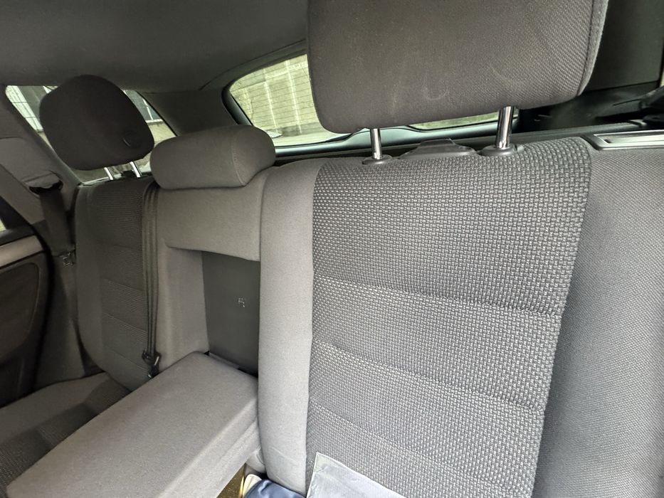 Сиденья велюр на Туарег 2007 года