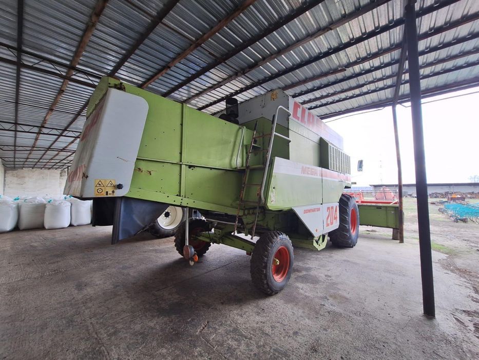 Combina CLAAS 204 MEGA