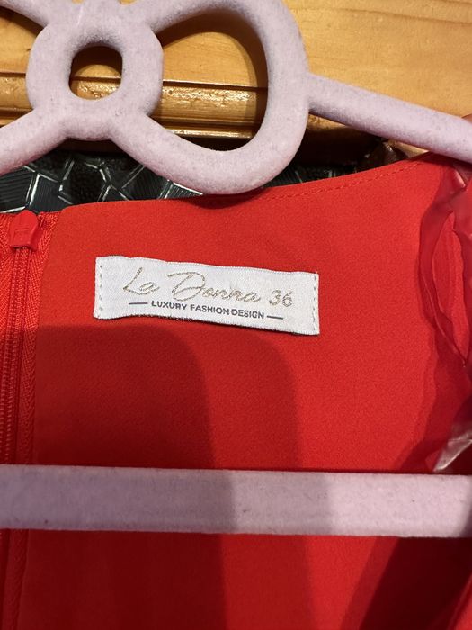 Rochițe, mărimi diferite