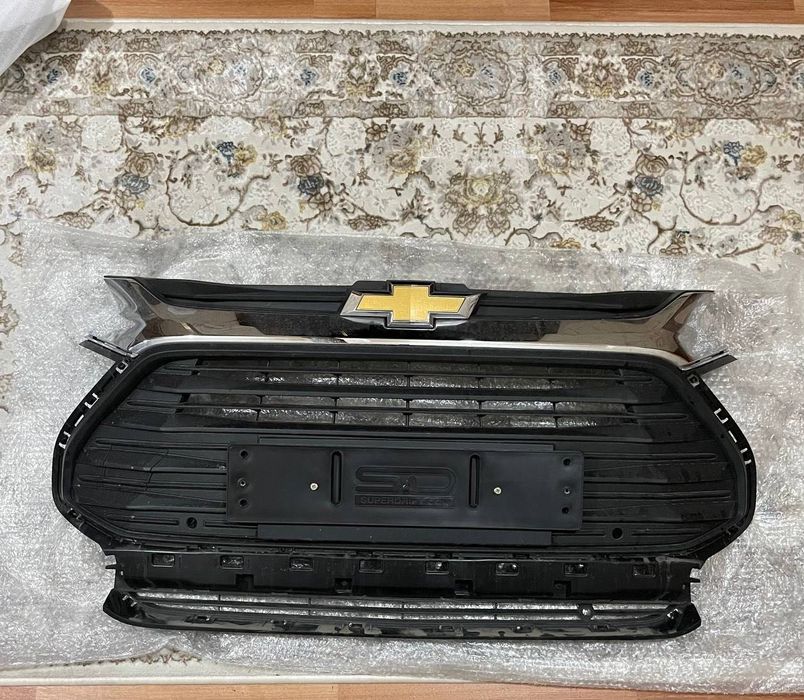 TRACKER 2 облицовка