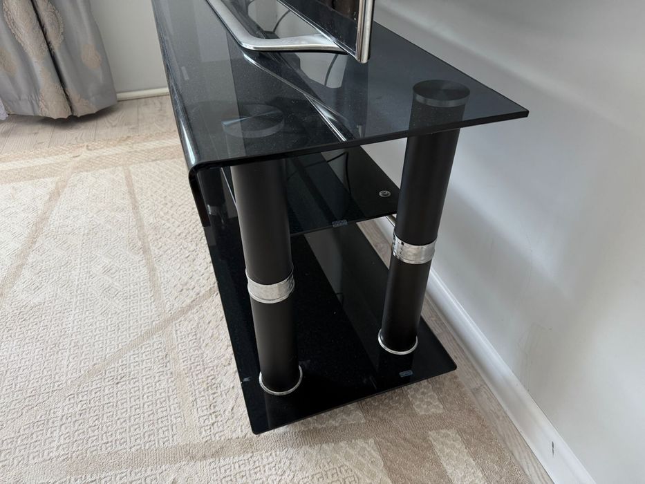 Срочно продам подставку