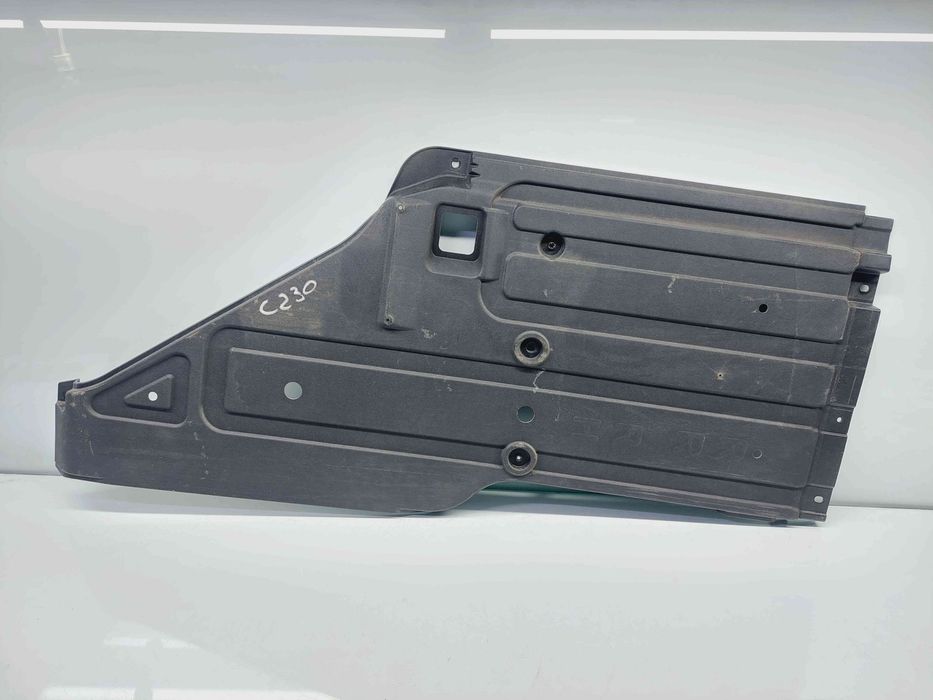Scut lateral dreapta Hyundai i40 Wagon [Fabr 2012-2019] 84148-3Z500