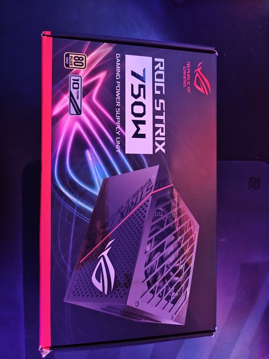 Захранване ASUS ROG Strix 750W 80+ gold, fully modular в гаранция