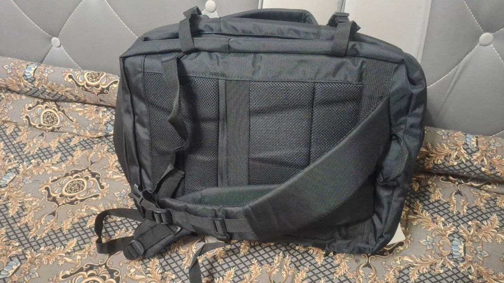 Новый городской Рюкзак сумка  ручная кладь  есть для ноутбука карман