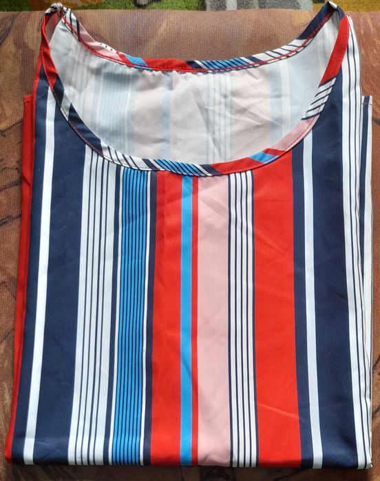 Нова дамска блуза с къс ръкав, размер S