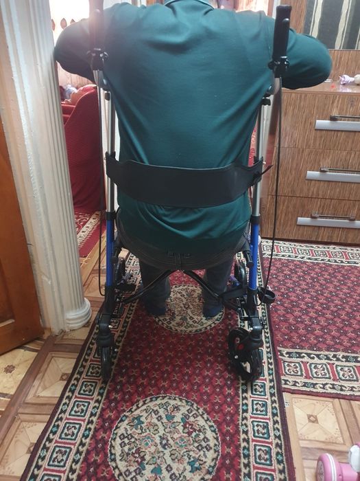 инвалидная коляска