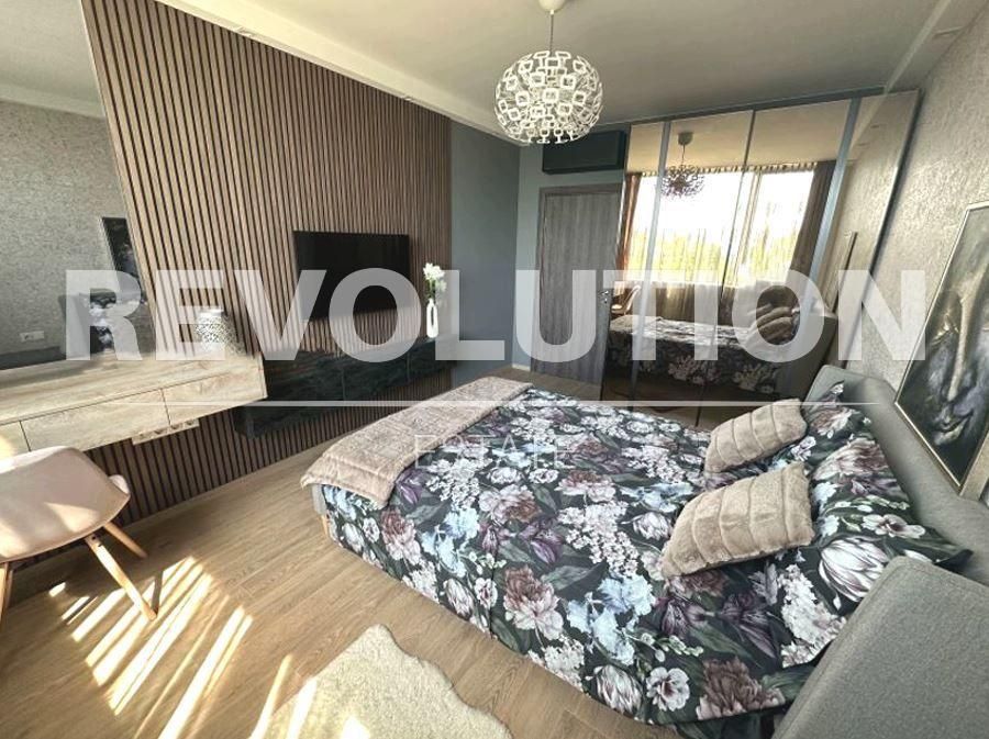 Двустаен апартамент в района на Чайка!