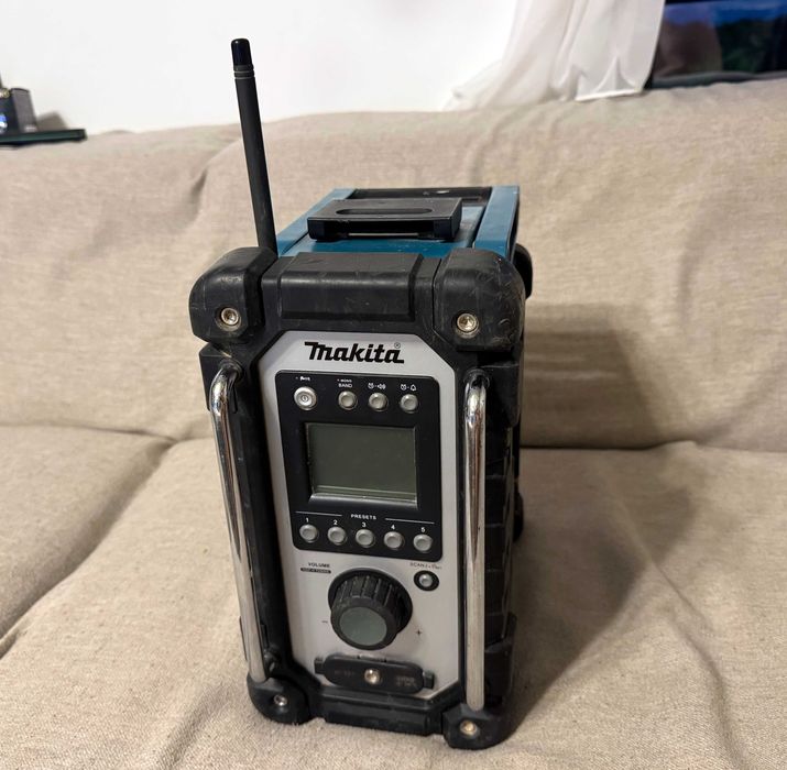 Radio de șantier Makita BMR102 AM FM AUX Japonia