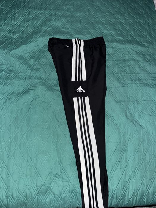 Долнище на Adidas