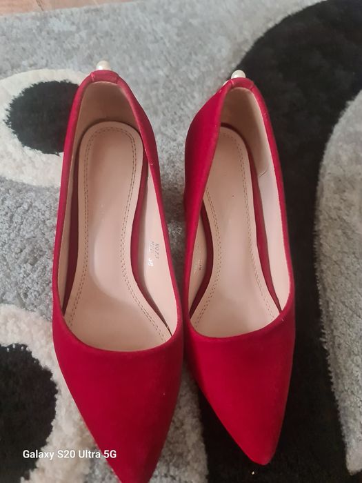 Pantofi marimea 38