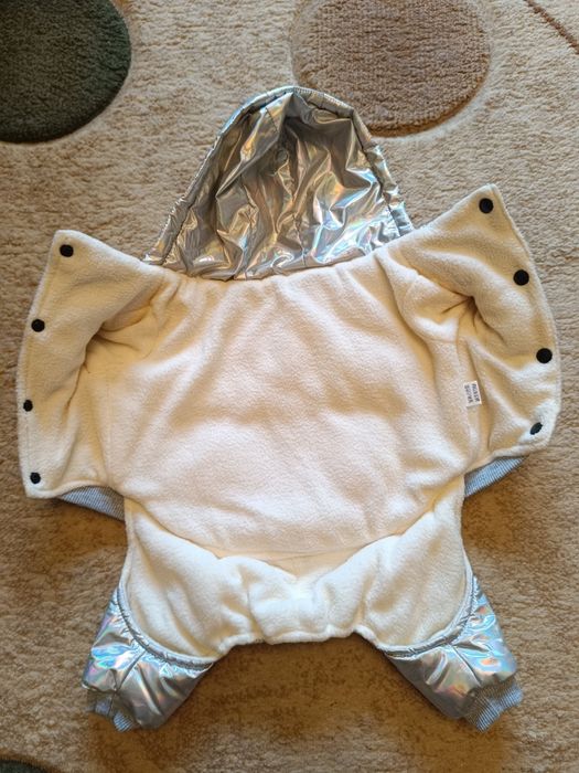 Зимний комбинезон для маленькой собачки