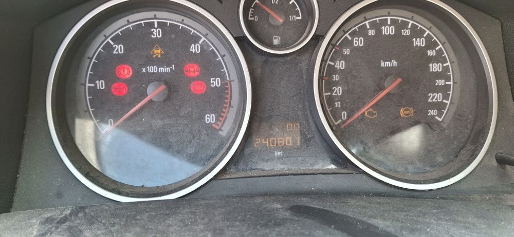 Dezmembrez opel astra 1.7 dizel 2004.101cp