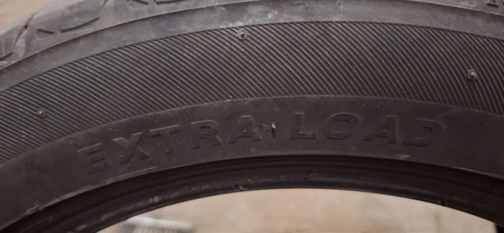 Единична бройка гума 215/50/17"