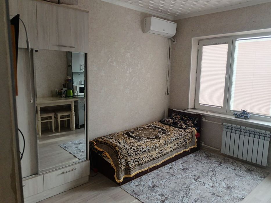 1 ком квартиру Сергели. Бывшее общежитие. 3/4 с ремонтом им мебелью