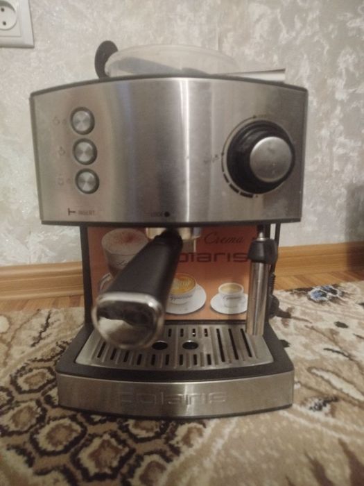 Продается кофемашина Поларис оригинал