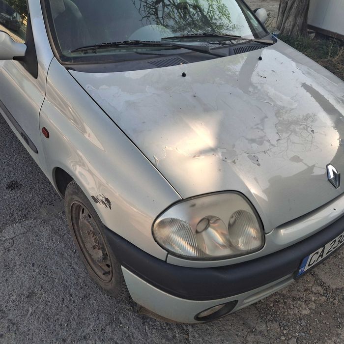 Renault clio 1.2 2001г
