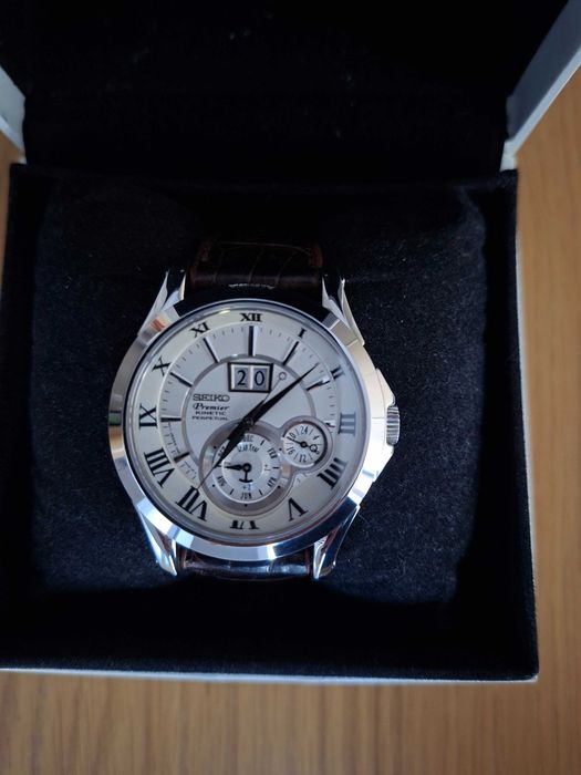 Seiko Premier Kinetic Perpetual SNP023
