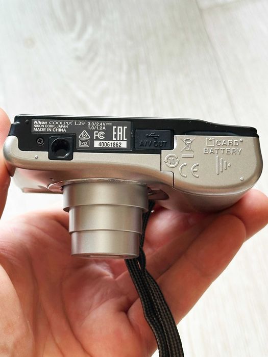 Цифров фотоапарат Nikon Coolpix L29 – Идеално състояние