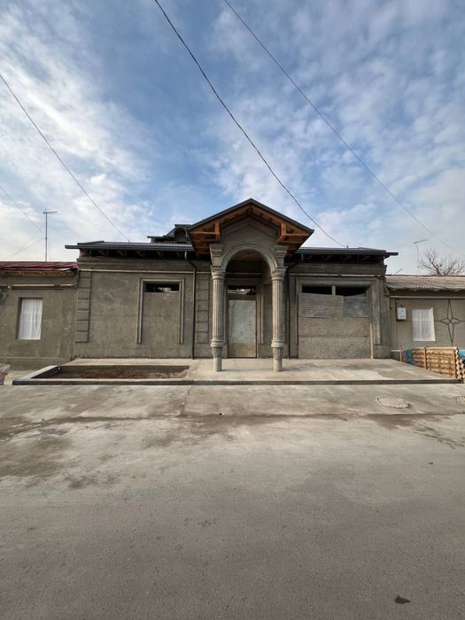 Toshkent taqachida uchastka sotiladi