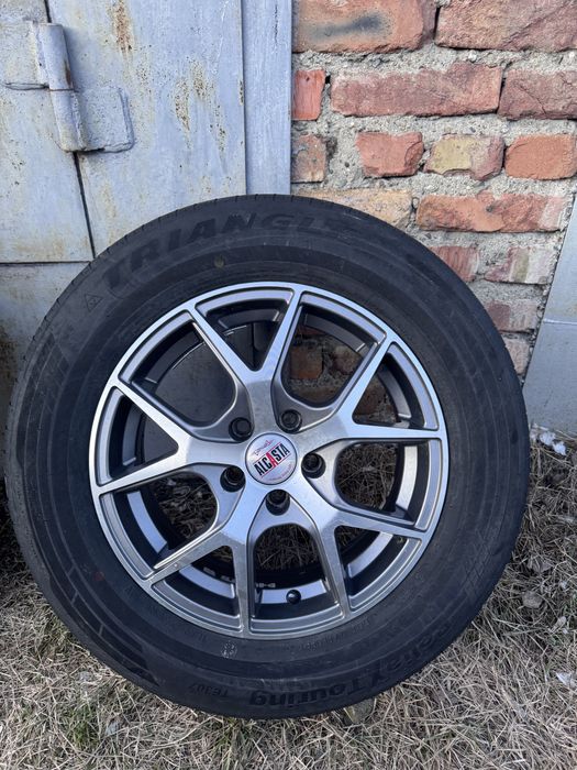 Комплект шины с дисками летние