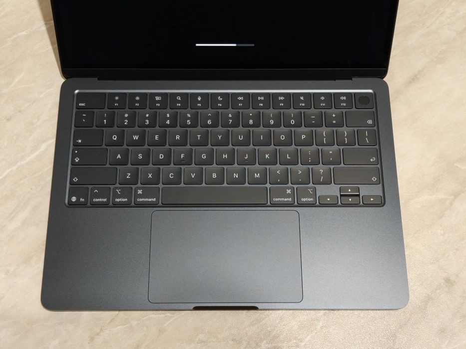MacBook Air 13 M5 16/512 2 цикла