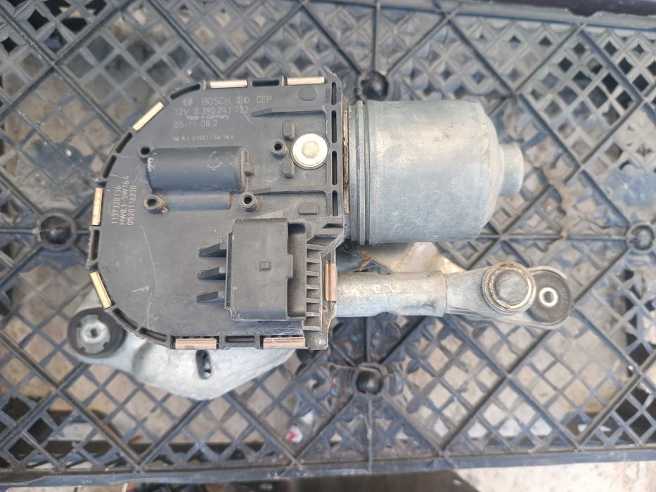 Моторче механизъм чистачки дясно за Пежо 407 - 03902417__