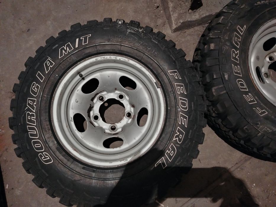 Продам резина с дисками R16