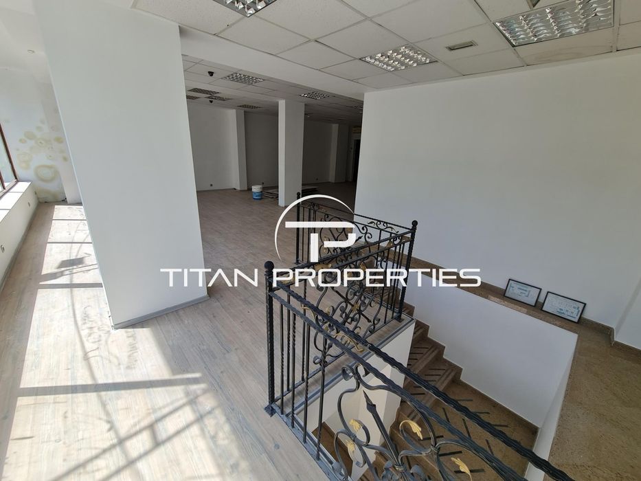 Дава се под наем Магазин в Бургас, Братя Миладинови - 169 кв.м за 918 € - Снимка #1