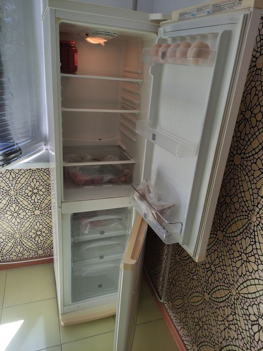 Холодильник Самсунг