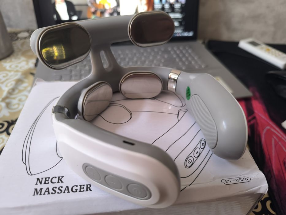 Электро массажер для воротниковой зоны, новый