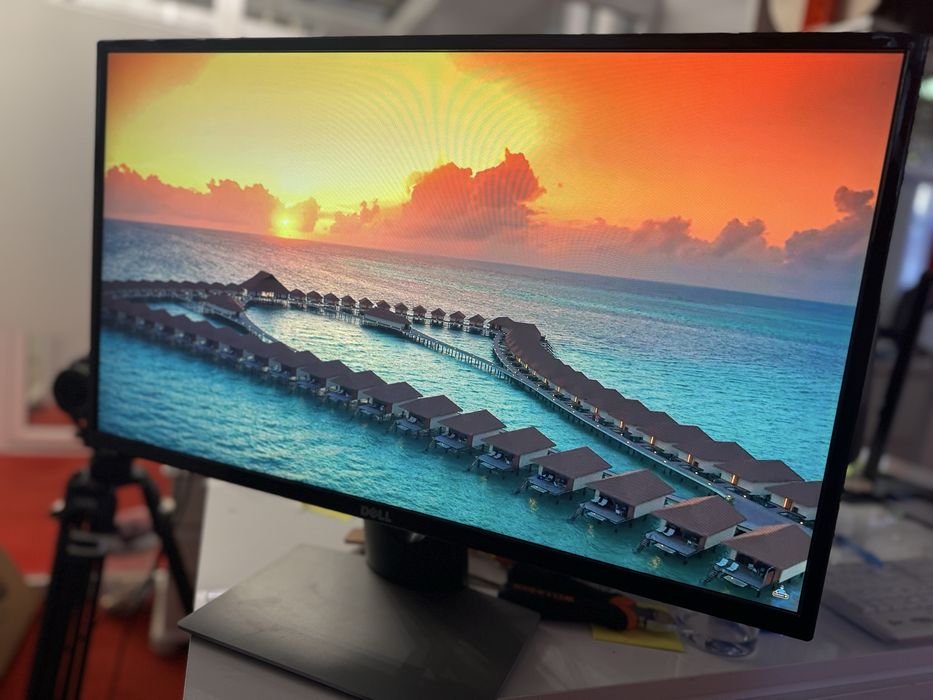 Monitor Dell SE2717H