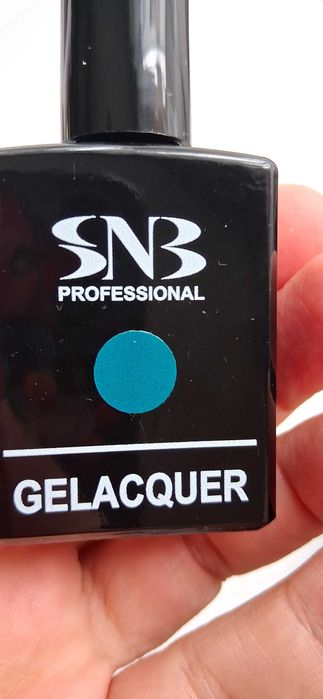 2 бр. гел лакове SNB (Стар нейлз - България)