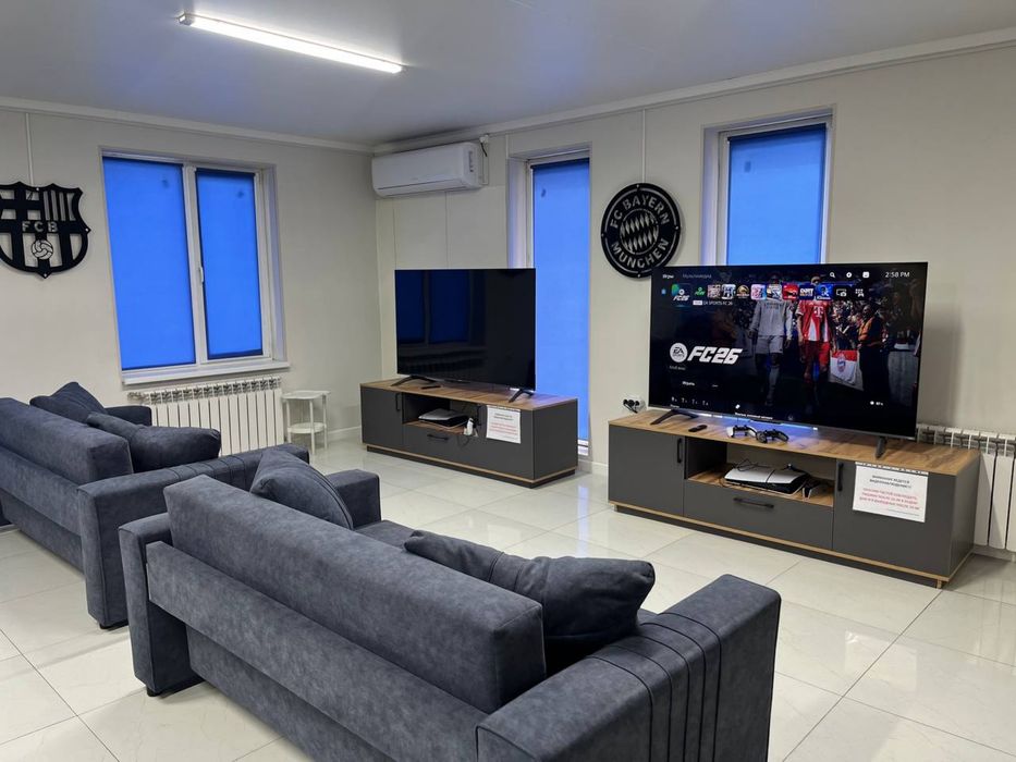 Продам ps 5 в комлете идет телевизор