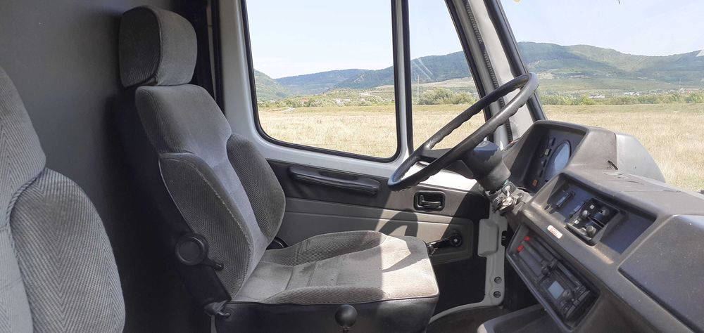 Mercedes Benz T1 208D